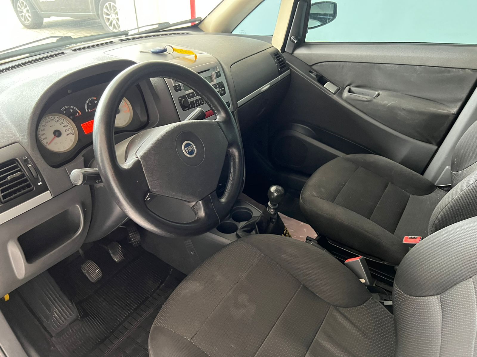 🚗 FIAT/IDEA/1.4 MPI ELX 8V FLEX 4P MANUAL - 30.900