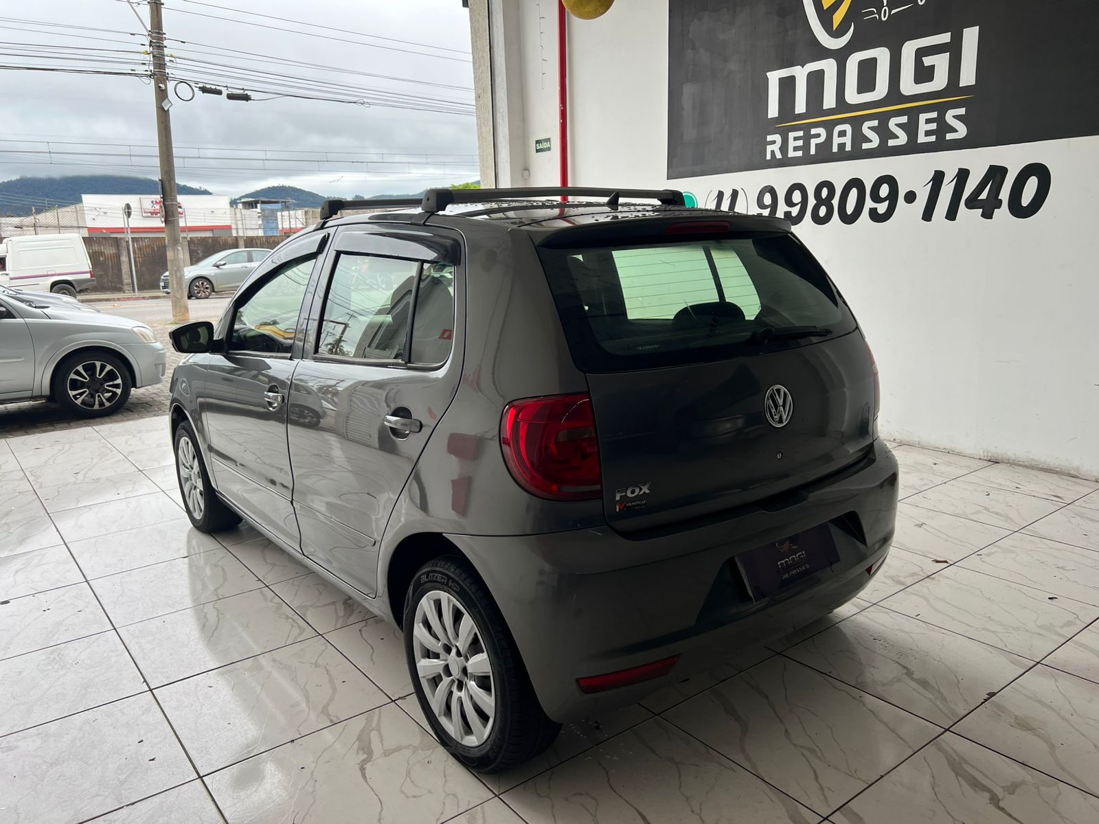 🚗 VOLKSWAGEN/FOX/1.0 MI 8V FLEX 4P MANUAL -  R$ 35.900