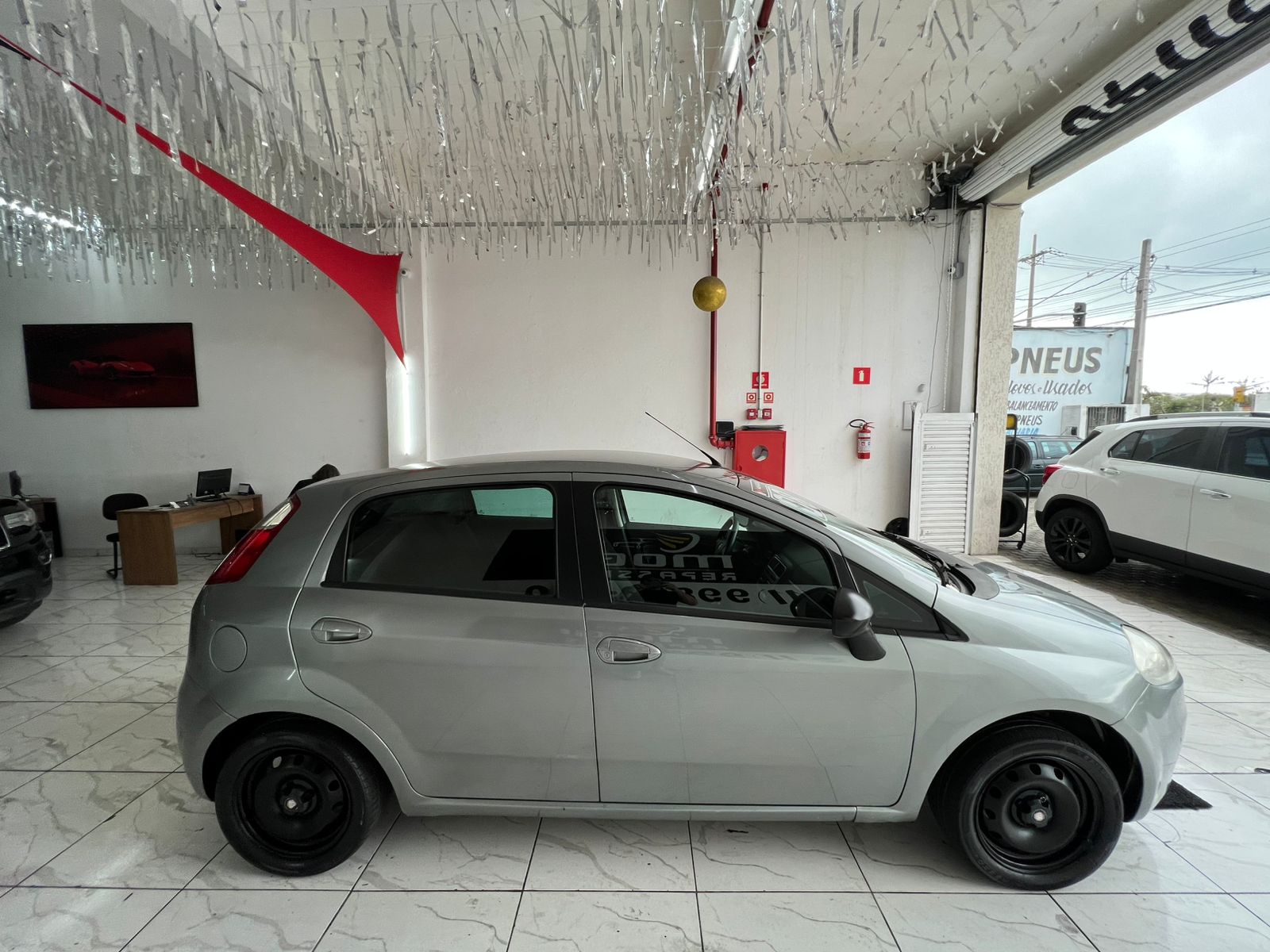 🚗 FIAT/PUNTO/1.4 ELX 8V FLEX 4P MANUAL - R$ 31.900