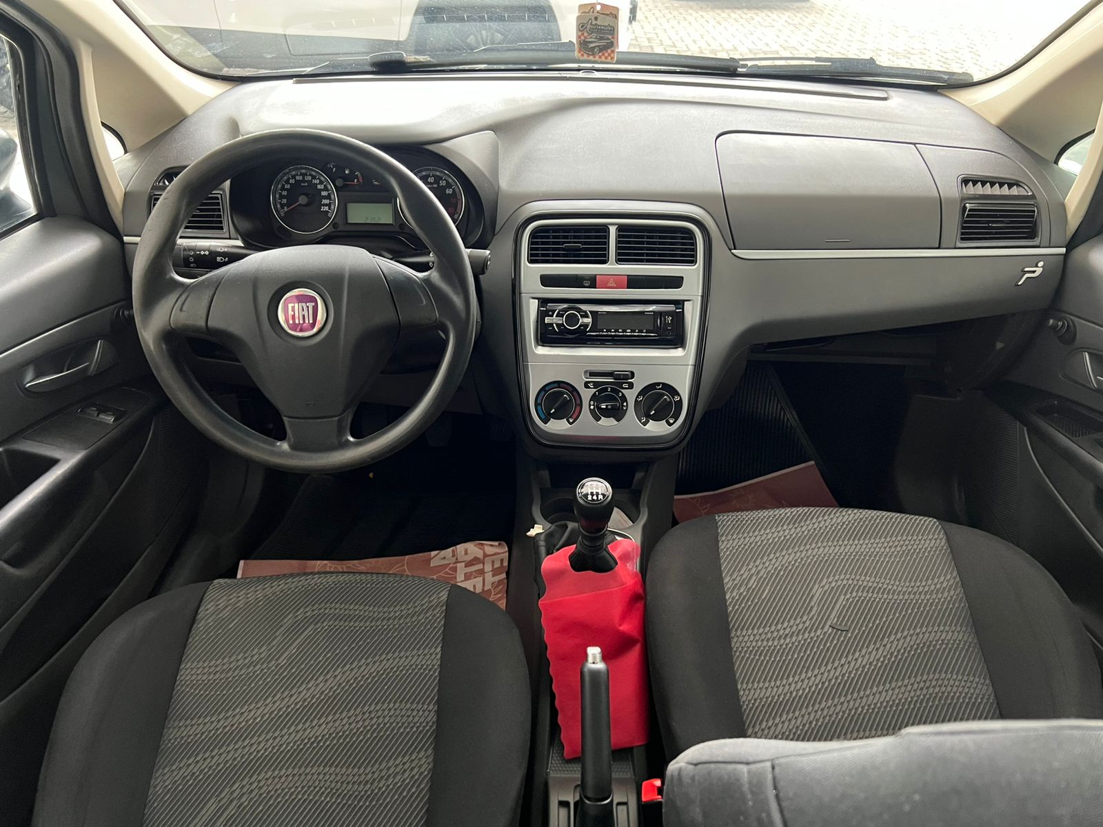 🚗 FIAT/PUNTO/1.4 ELX 8V FLEX 4P MANUAL - R$ 31.900