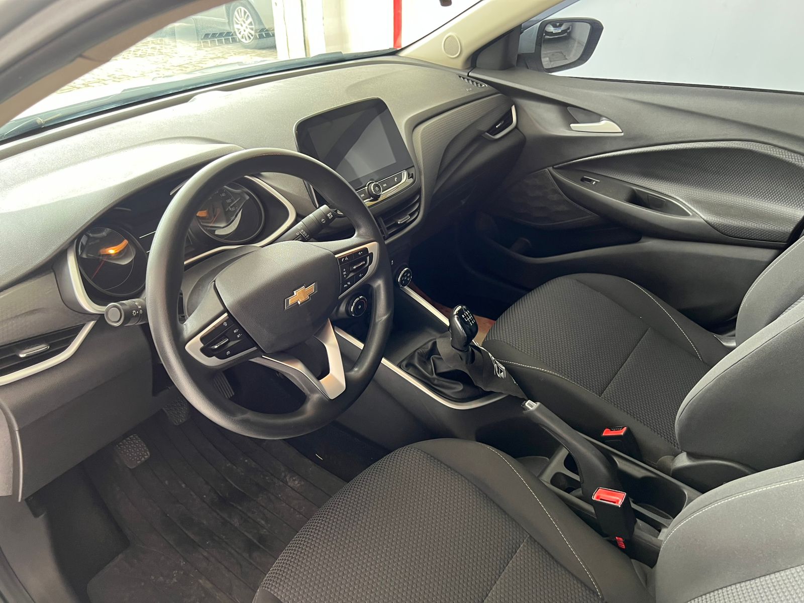 🚗 CHEVROLET/ONIX/1.0 FLEX PLUS LT MANUAL - R$ 82.900