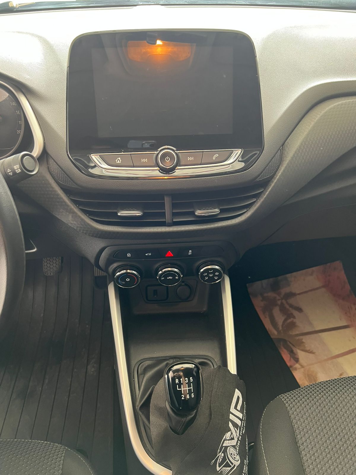 🚗 CHEVROLET/ONIX/1.0 FLEX PLUS LT MANUAL - R$ 82.900