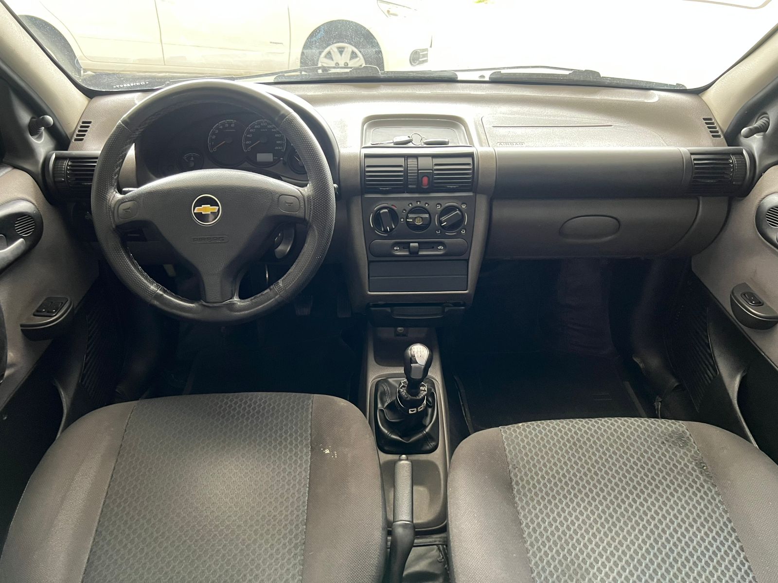 🚗 CHEVROLET/CLASSIC/1.0 MPFI LS 8V FLEX 4P MANUAL - R$ 32.900