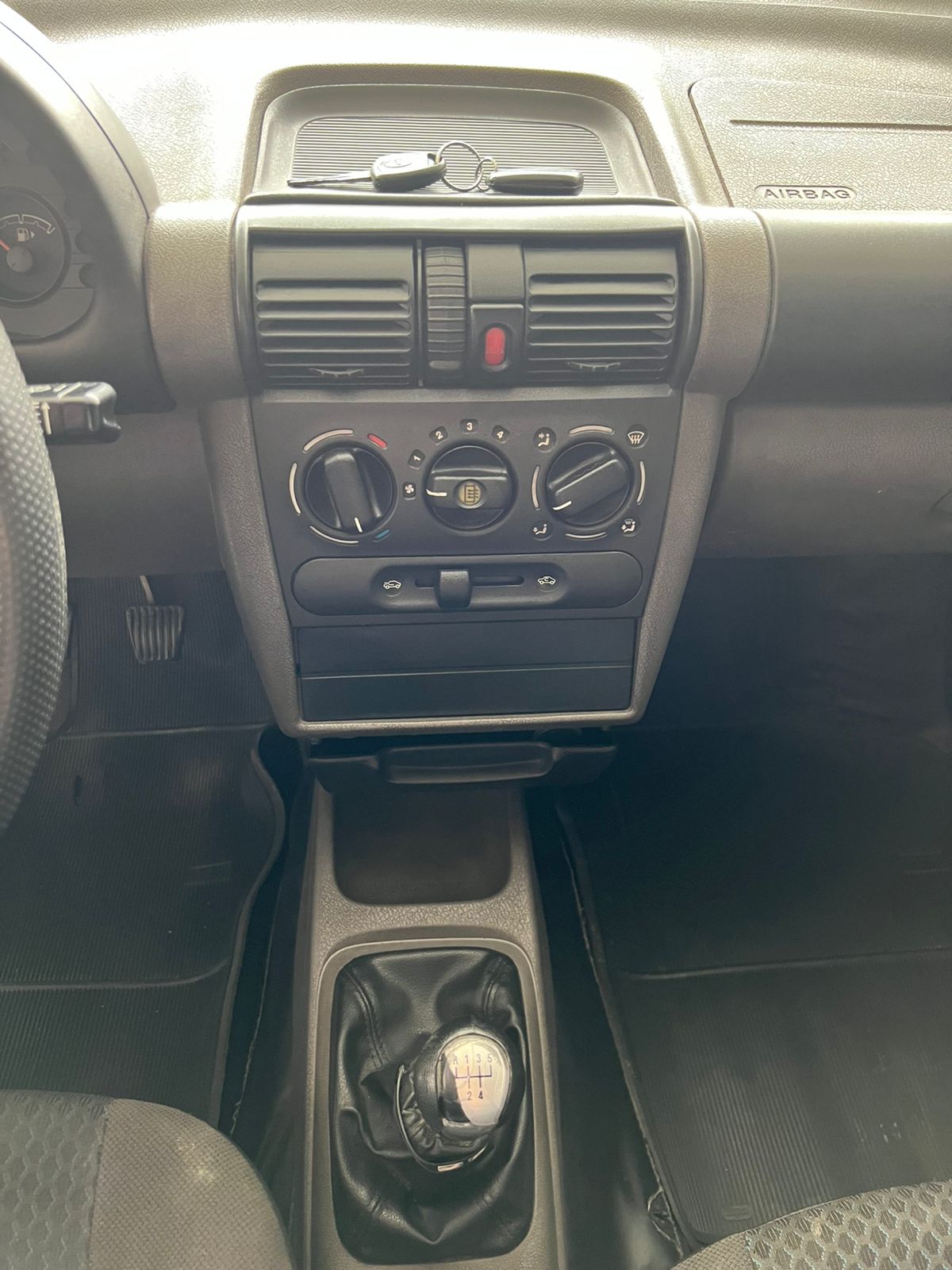 🚗 CHEVROLET/CLASSIC/1.0 MPFI LS 8V FLEX 4P MANUAL - R$ 32.900