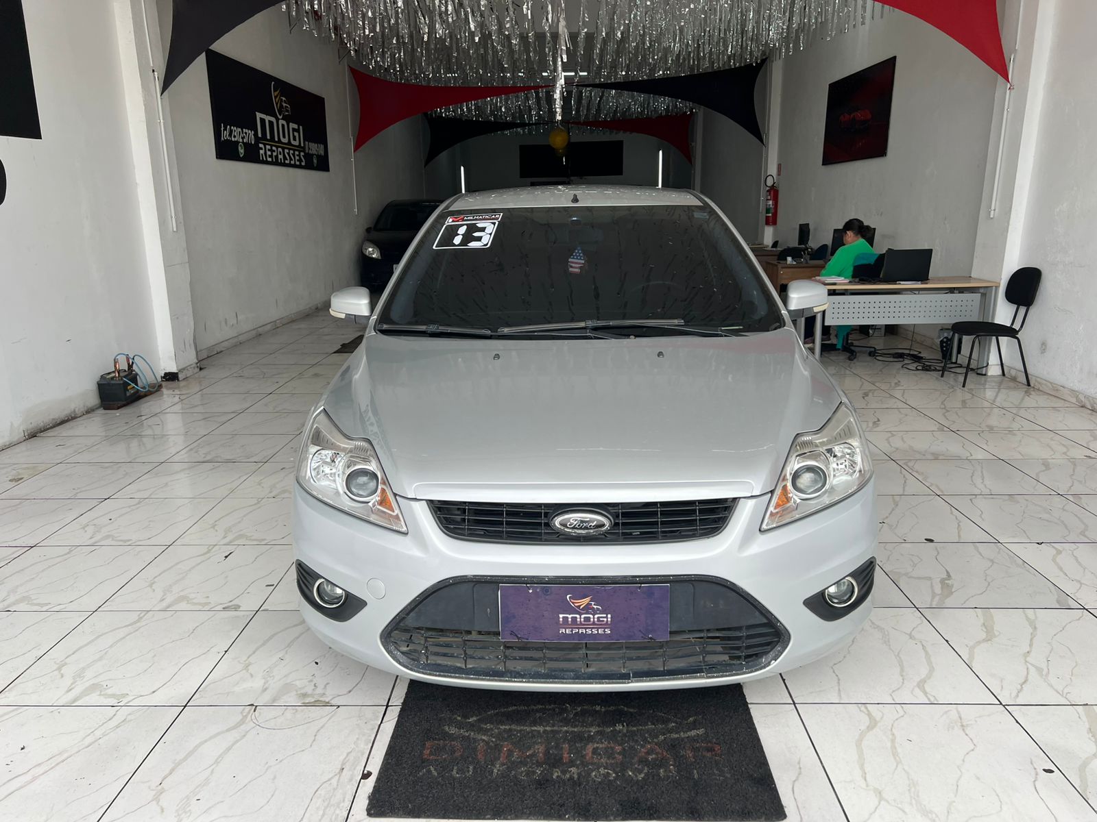 🚗 FORD/FOCUS/1.6 GL 16V FLEX 4P MANUAL - R$ 46.900