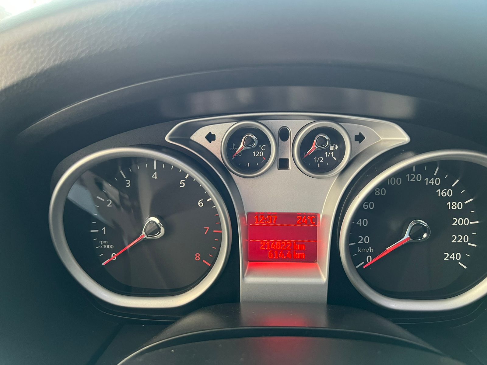 🚗 FORD/FOCUS/1.6 GL 16V FLEX 4P MANUAL - R$ 46.900