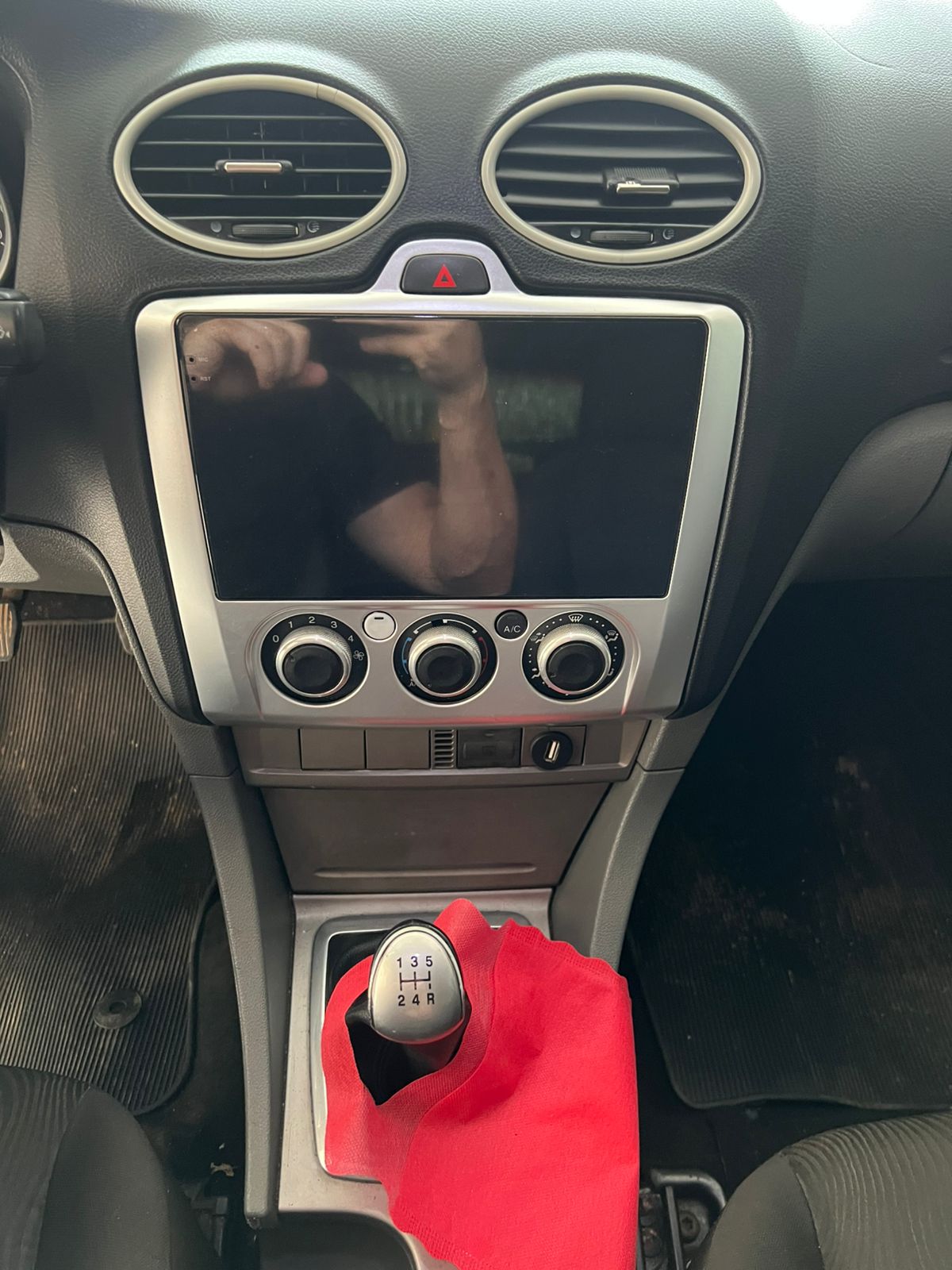 🚗 FORD/FOCUS/1.6 GL 16V FLEX 4P MANUAL - R$ 46.900