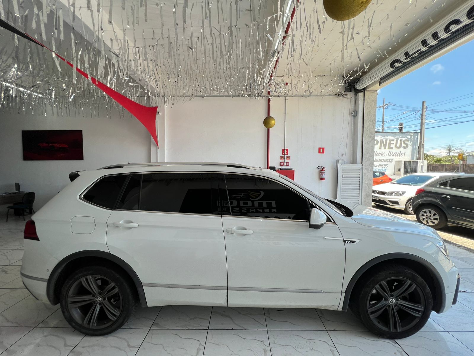 🚗 VOLKSWAGEN/TIGUAN/2.0 350 TSI GASOLINA ALLSPACE R-LINE 4MOTION DSG - R$ 185.900