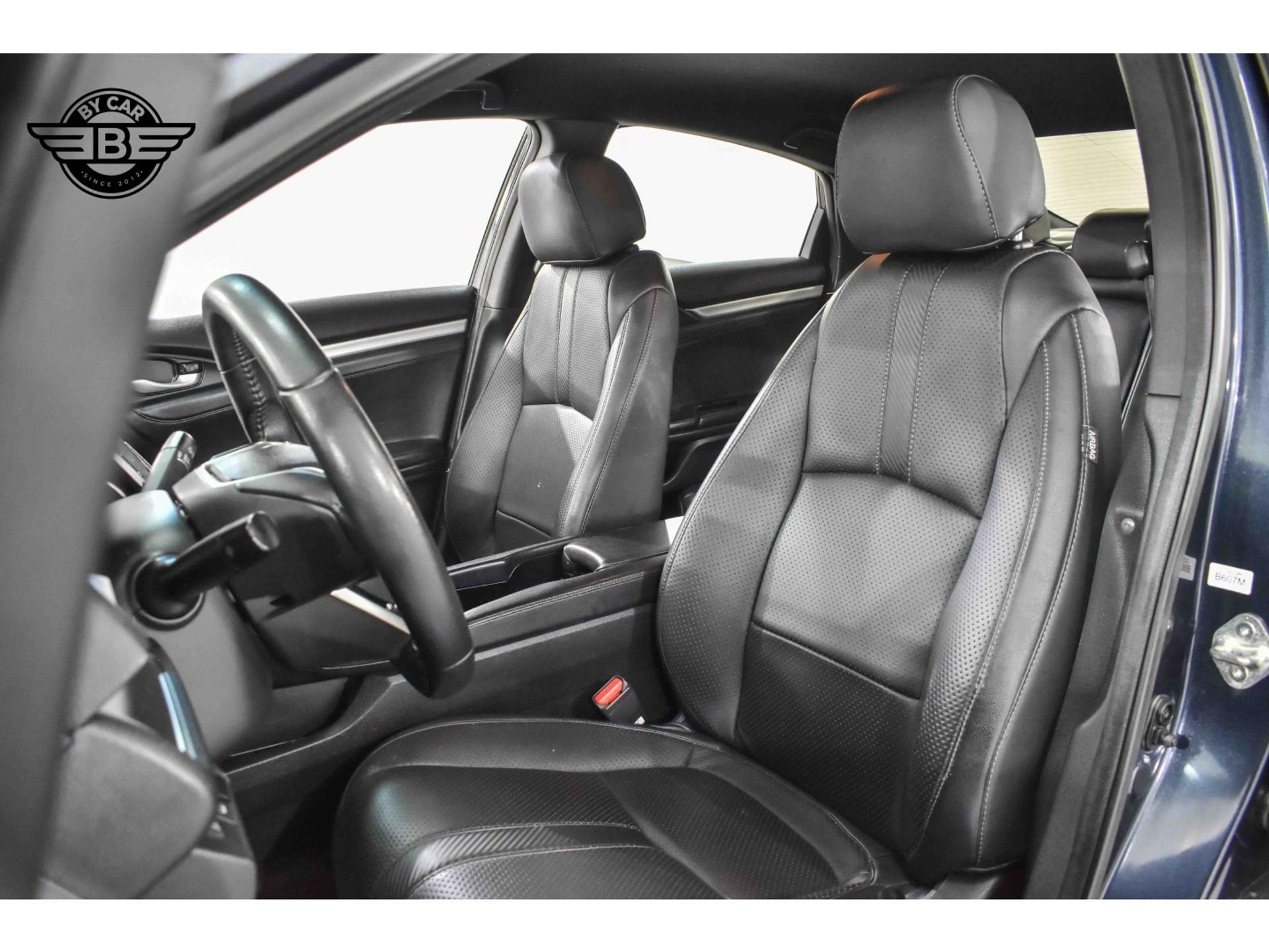 HONDA CIVIC - 2.0 16V FLEXONE LX 4P CVT - R$ 124.900,00