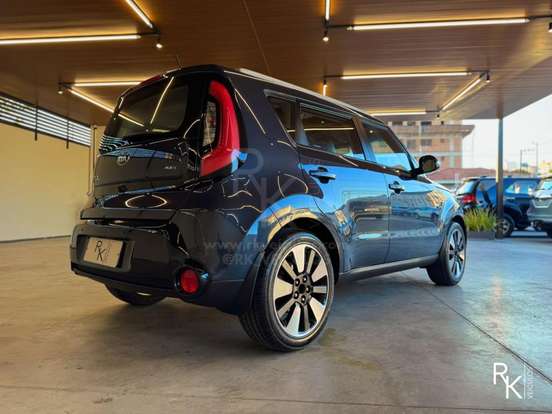 KIA SOUL - 1.6 EX 16V FLEX 4P AUTOMÁTICO - R$ 72.900,00