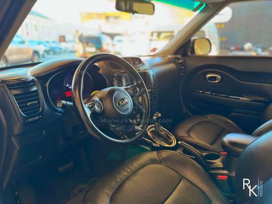 KIA SOUL - 1.6 EX 16V FLEX 4P AUTOMÁTICO - R$ 72.900,00