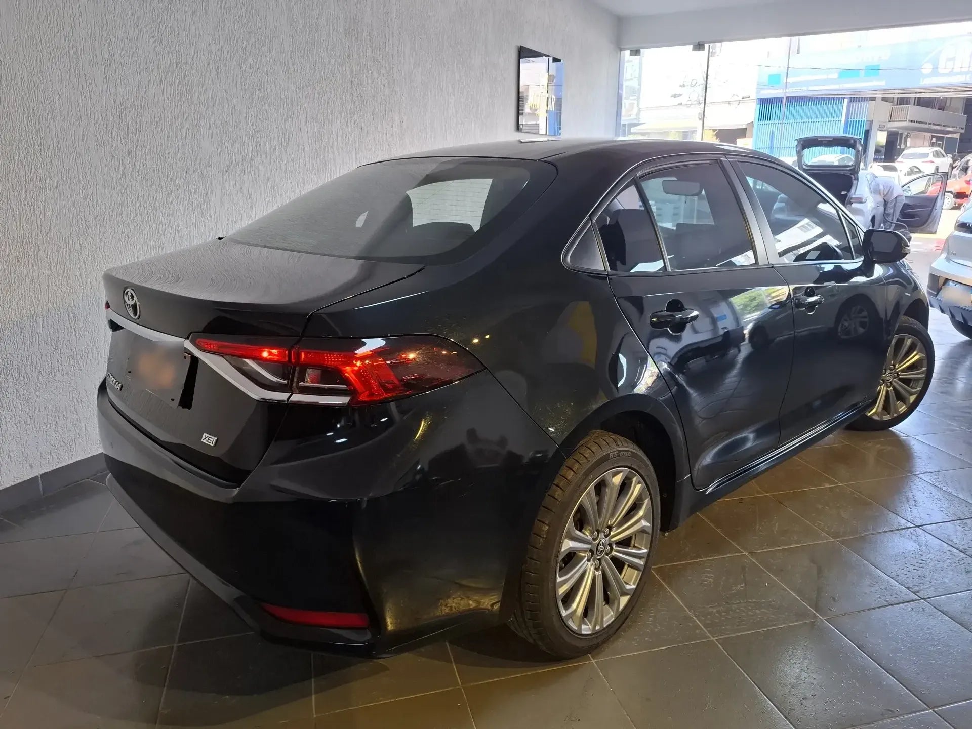 TOYOTA COROLLA - 2.0 VVT-IE FLEX XEI DIRECT SHIFT - R$ 129.000,00